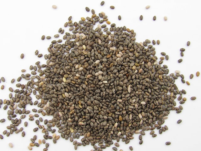 a heap of chia seeds